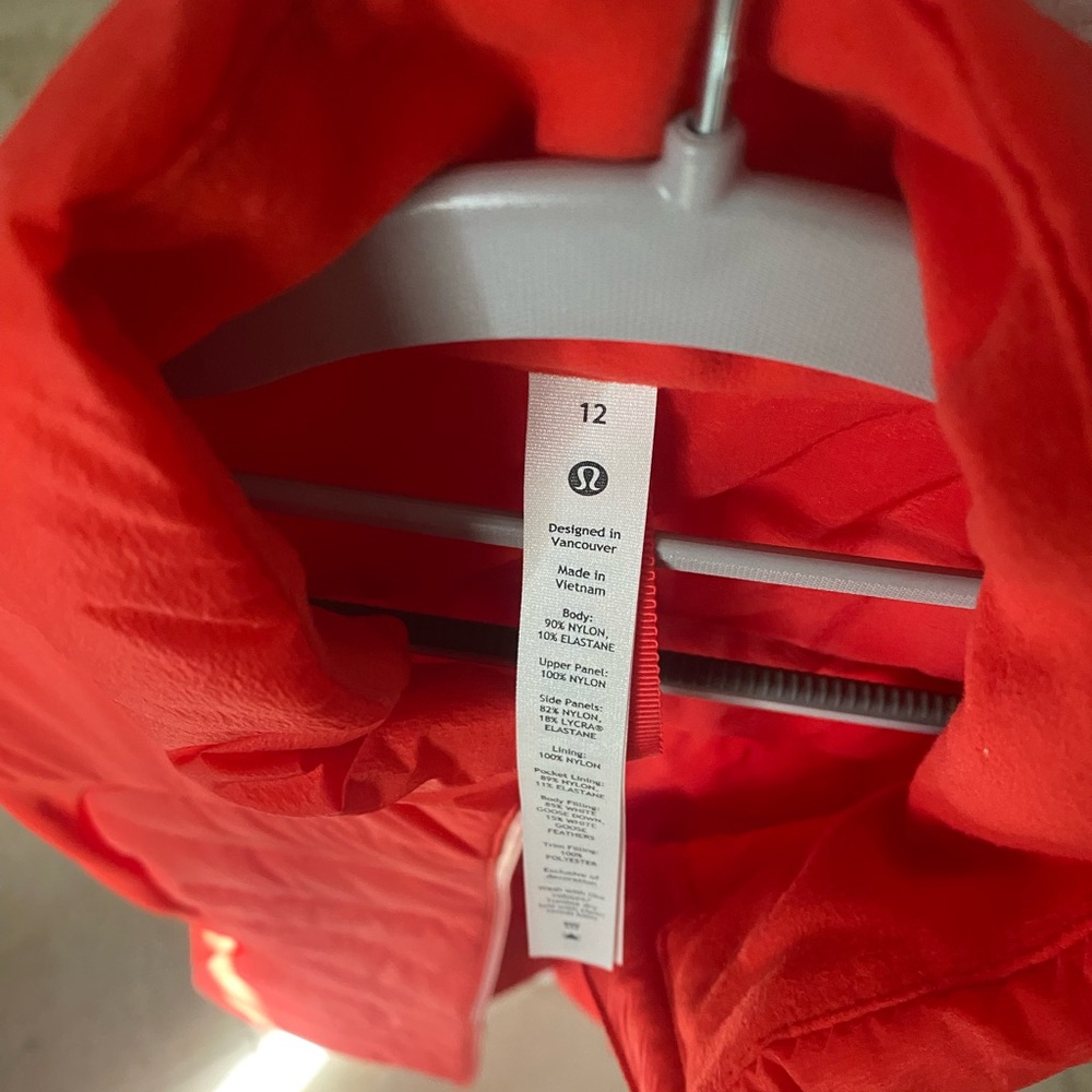 NEW WITH TAGS Size 12 lululemon red vest